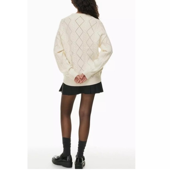 Aritzia Sunday Best Peggy Crewneck Gray Oversized Preppy Sweater M - Picture 9 of 9